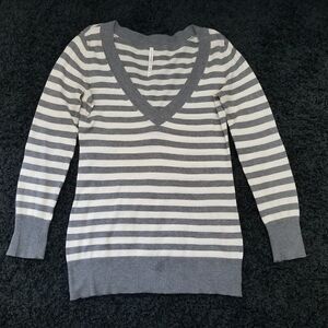 Aeropostale V-neck Stripe Sweater